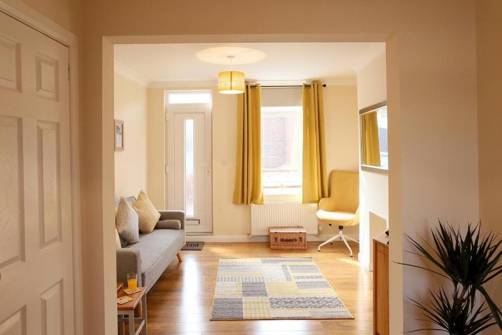 Stylish Norwich Stay Near Cathedral With Parking Exterior photo